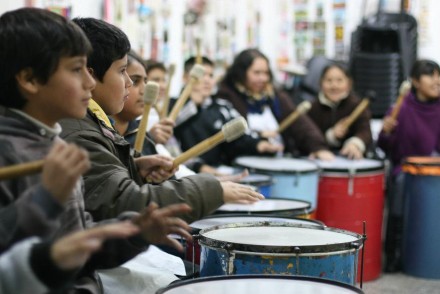 Los Centros de Actividades Juveniles (CAJ) en las escuelas secundarias de Mendoza